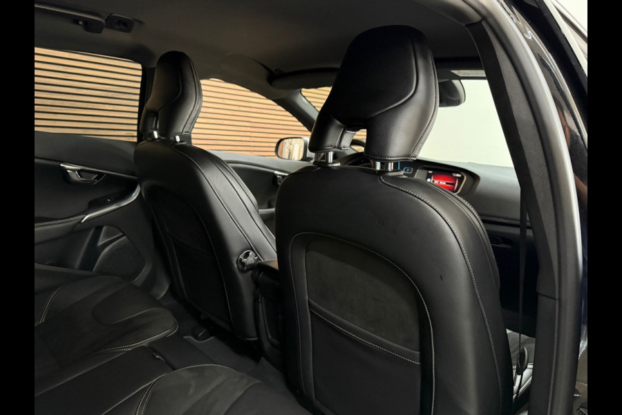 Volvo V40 2.0 T5 245 PK R-Design | BLIS | Adaptive Cruise Control | Navigatie