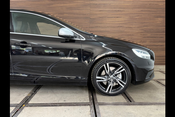 Volvo V40 2.0 T5 245 PK R-Design | BLIS | Adaptive Cruise Control | Navigatie