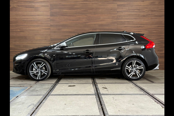 Volvo V40 2.0 T5 245 PK R-Design | BLIS | Adaptive Cruise Control | Navigatie
