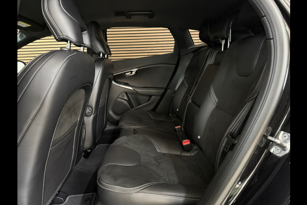 Volvo V40 2.0 T5 245 PK R-Design | BLIS | Adaptive Cruise Control | Navigatie
