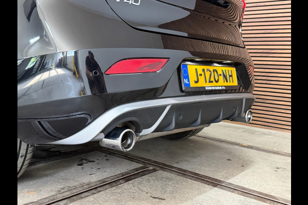 Volvo V40 2.0 T5 245 PK R-Design | BLIS | Adaptive Cruise Control | Navigatie