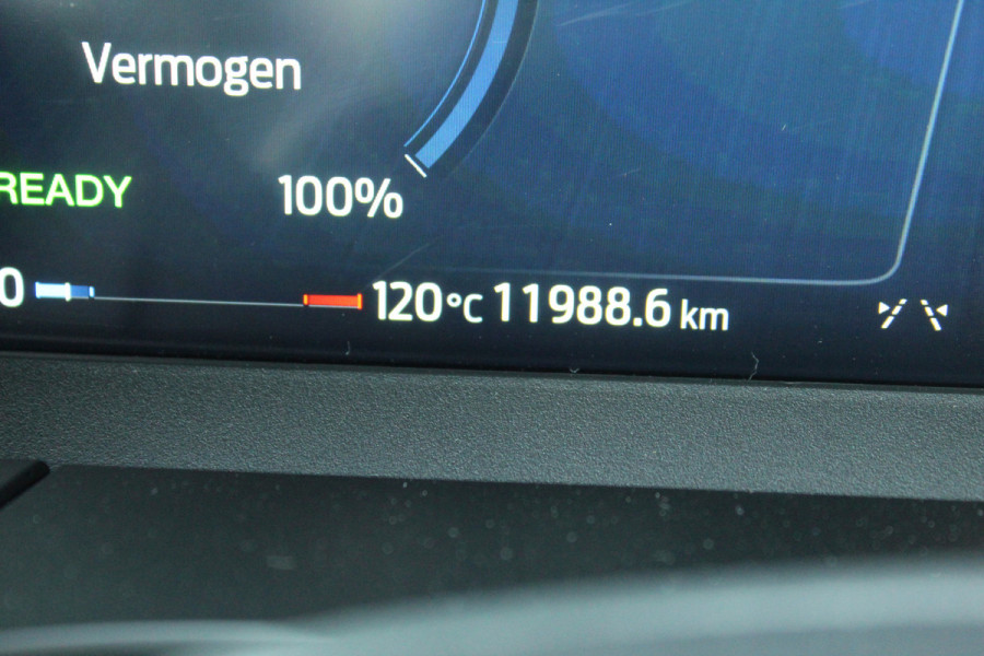 Ford Kuga 2.5 243 pk PHEV ST-Line X Nieuw Model , 2100kg Trekgewicht AGR Stoelen L+R , Camera , Zeer veel comfort Winter Pack, Technology Pack, fab. gar. t/m 20-08-2028