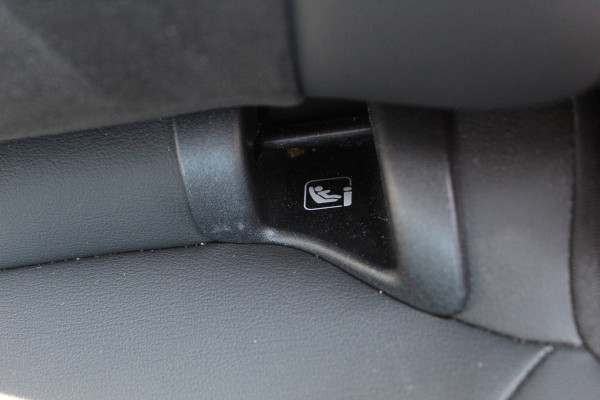 Ford Kuga 2.5 243 pk PHEV ST-Line X Nieuw Model , 2100kg Trekgewicht AGR Stoelen L+R , Camera , Zeer veel comfort Winter Pack, Technology Pack, fab. gar. t/m 20-08-2028
