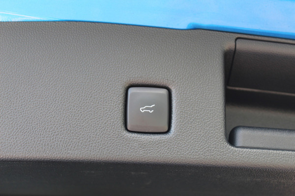 Ford Kuga 2.5 243 pk PHEV ST-Line X Nieuw Model , 2100kg Trekgewicht AGR Stoelen L+R , Camera , Zeer veel comfort Winter Pack, Technology Pack, fab. gar. t/m 20-08-2028