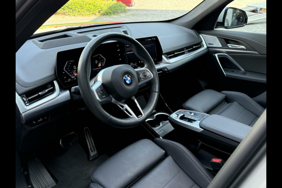 BMW X1 sDrive20i M-sport|Pano|LED|VOL