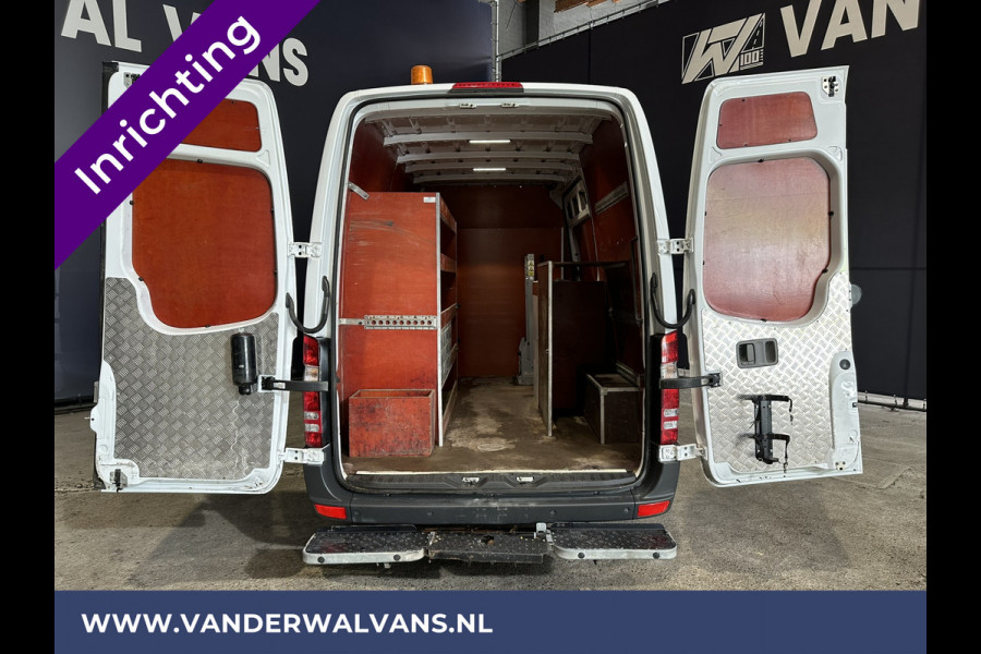 Mercedes-Benz Sprinter 316 CDI 164pk L2H2 Inrichting Euro6 Airco | 2800kg Trekhaak | Cruisecontrol | Parkeersensoren Chauffeursstoel