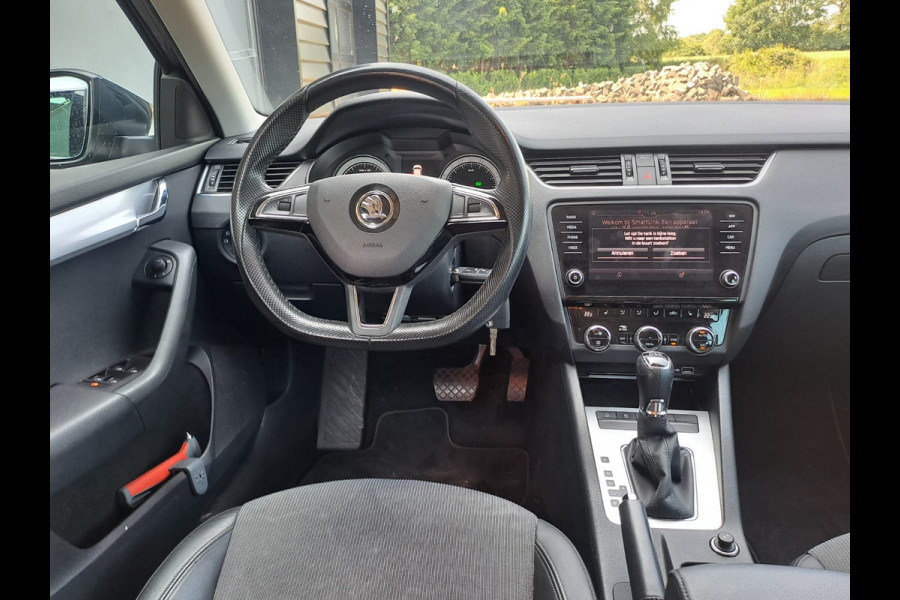 Škoda Octavia Combi 1.0 TSI Greentech Ambition Business | LED | Trekhaak | Navi | PDC | App-connect |