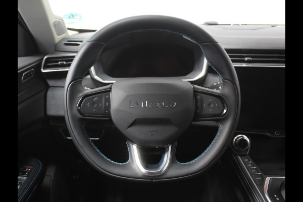 Lynk & Co 01 1.5 12 X OP VOORRAAD V.A. 40.000 KM | CARPLAY | 360CAMERA | DAB | PANODAK | LED | STOELVERW | ADAPCRUISE | WIFI |