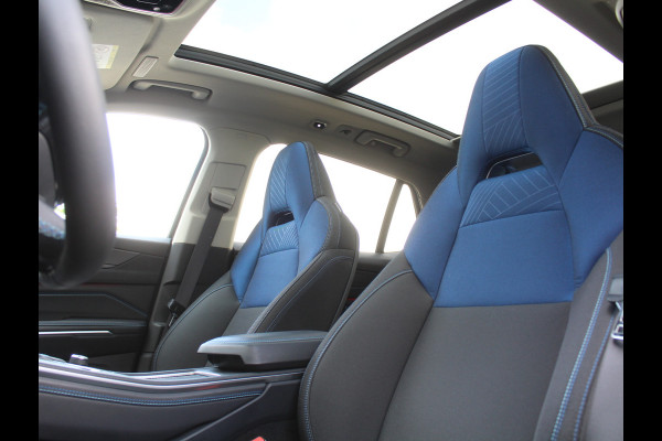 Lynk & Co 01 1.5 12 X OP VOORRAAD V.A. 40.000 KM | CARPLAY | 360CAMERA | DAB | PANODAK | LED | STOELVERW | ADAPCRUISE | WIFI |