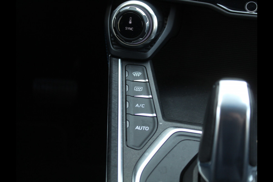 Lynk & Co 01 1.5 12 X OP VOORRAAD V.A. 40.000 KM | CARPLAY | 360CAMERA | DAB | PANODAK | LED | STOELVERW | ADAPCRUISE | WIFI |