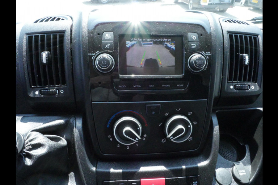 Peugeot Boxer 2.2 BlueHDi 120PK, L2H2, Airco