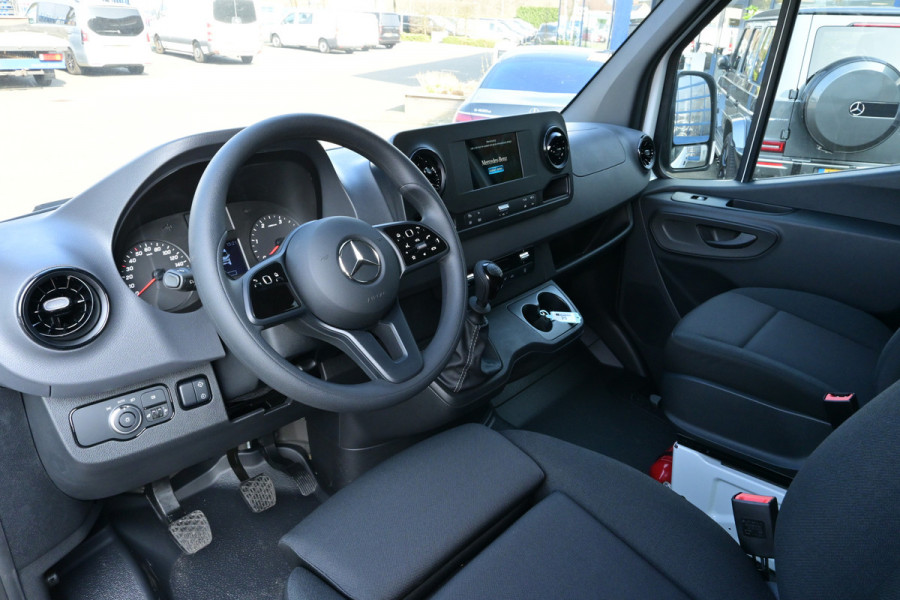 Mercedes-Benz Sprinter 317 CDI L2H2 PTO, Geveerde stoel, Standkachel, MBUX met navigatie en camera