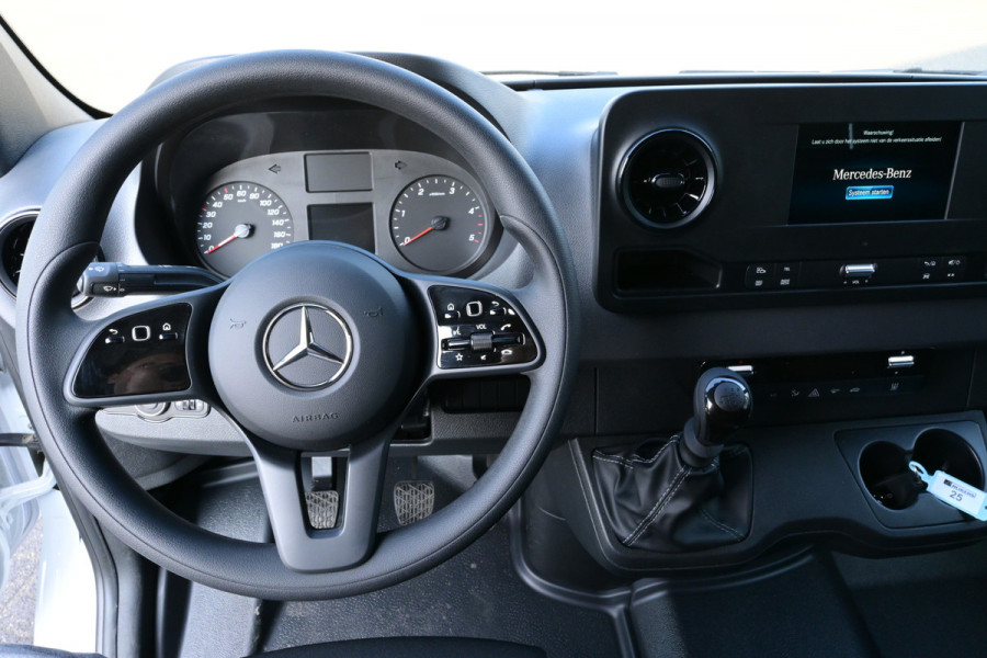 Mercedes-Benz Sprinter 317 CDI L2H2 PTO, Geveerde stoel, Standkachel, MBUX met navigatie en camera