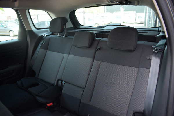 Citroën C3 Aircross 1.2 PureTech S&S Shine | Automaat | Trekhaak | CarPlay | Camera