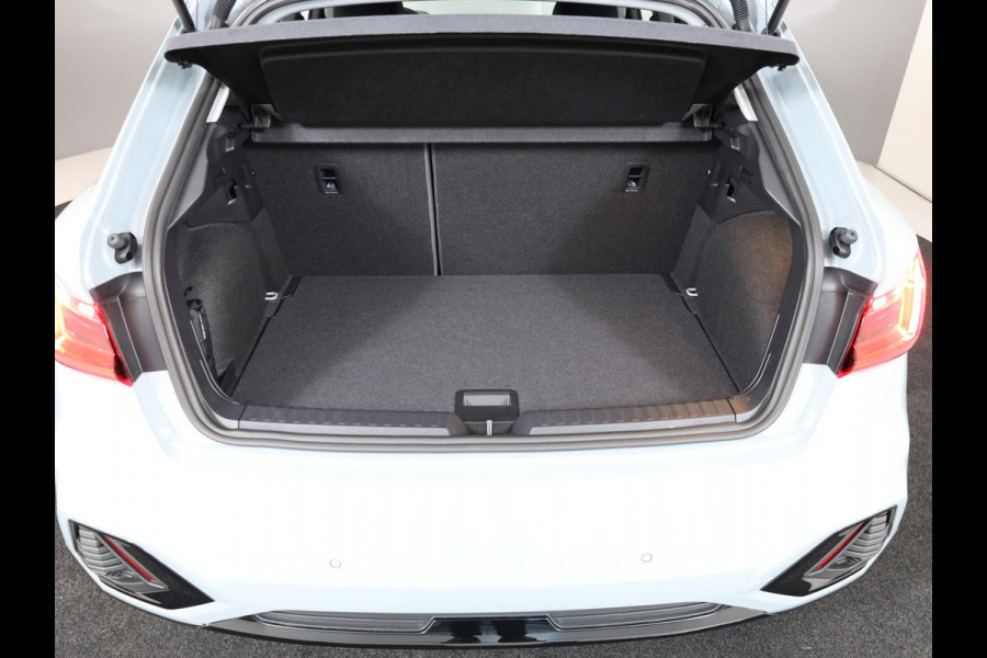 Audi A1 allstreet 30 TFSI Advanced edition 116pk S-tronic | Lederen bekleding | Sonos Audio | Dynamic pakket | 17 inch Lichtmetalen velgen