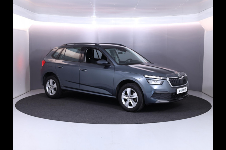 Škoda Kamiq 1.0 TSI Ambition 110 PK | Navigatie via app | Parkeersensoren | LM velgen |