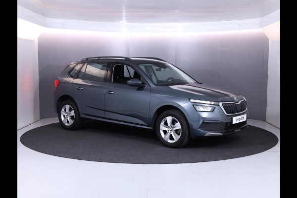 Škoda Kamiq 1.0 TSI Ambition 110 PK | Navigatie via app | Parkeersensoren | LM velgen |