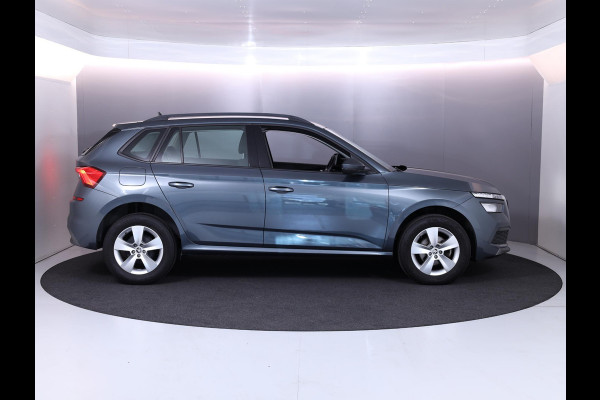 Škoda Kamiq 1.0 TSI Ambition 110 PK | Navigatie via app | Parkeersensoren | LM velgen |