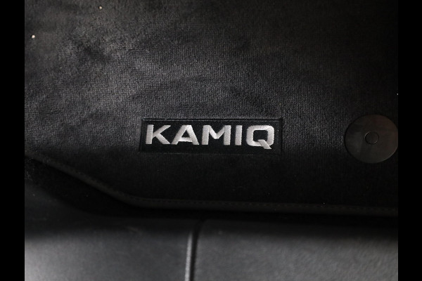 Škoda Kamiq 1.0 TSI Ambition 110 PK | Navigatie via app | Parkeersensoren | LM velgen |