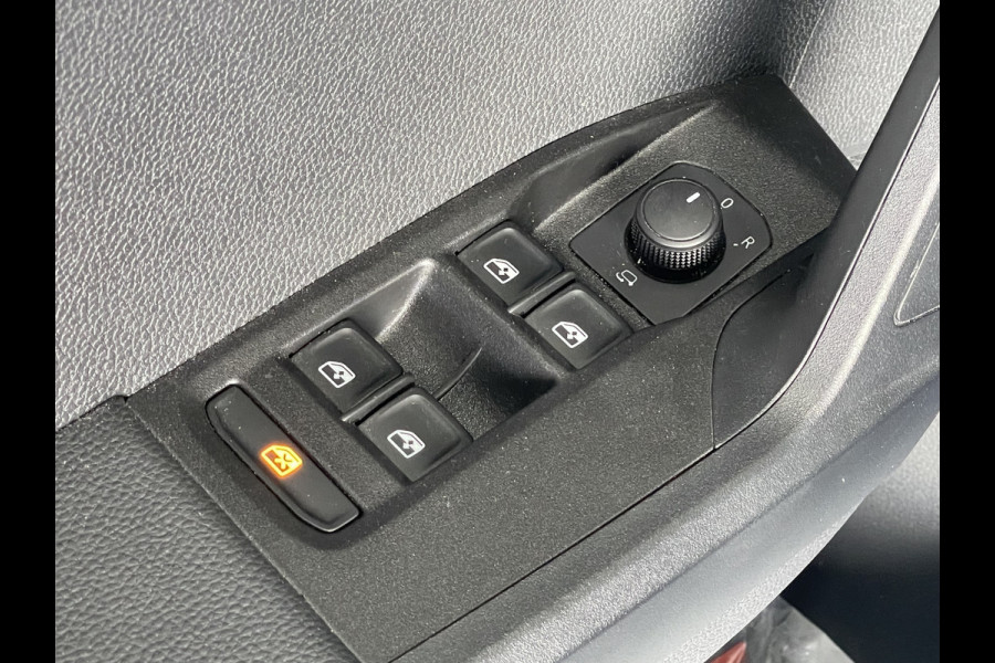 Seat Arona 1.0 TSI Style Business Intense Navigatie / Camera / Adaptieve Cruise