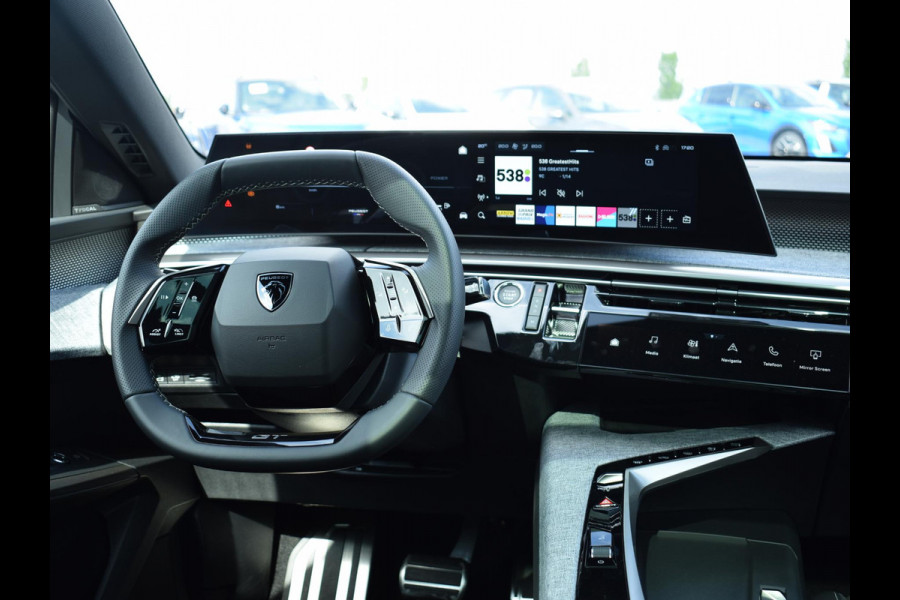 Peugeot 3008 1.2 Hybrid 136 GT SCHUIFDAK | ELEKTRISCHE STOEL- EN ACHTERKLEP BEDIENING | NAVI & CARPLAY | 360° CAMERA