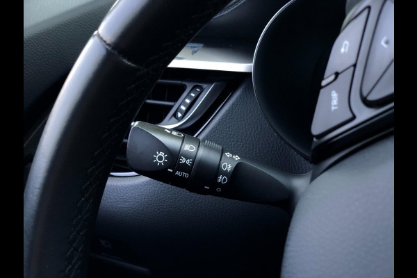 Toyota C-HR 1.8 Hybrid Dynamic | Navi, Cruise, Clima, Stoelverw., DAB, Camera | NAP |