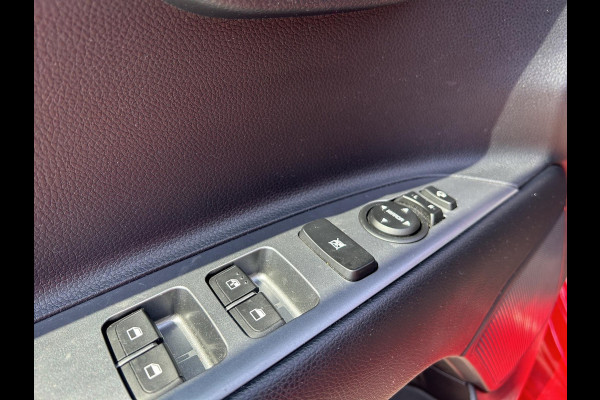 Kia Rio 1.0 T-GDi MHEV GT-Line Climate Control | Navigatie | Lichtmetalen velgen | Achteruitrijcamera | Stoel en stuurwielverwarming | Cruise |
