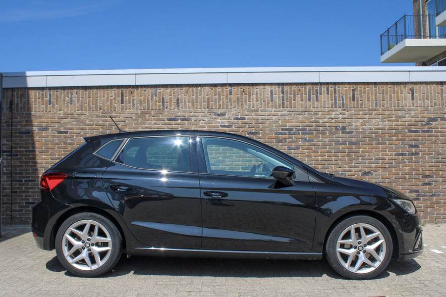 Seat Ibiza 1.0 TSI FR Business Intense PANO, CAMERA, BEATS, STOELVW