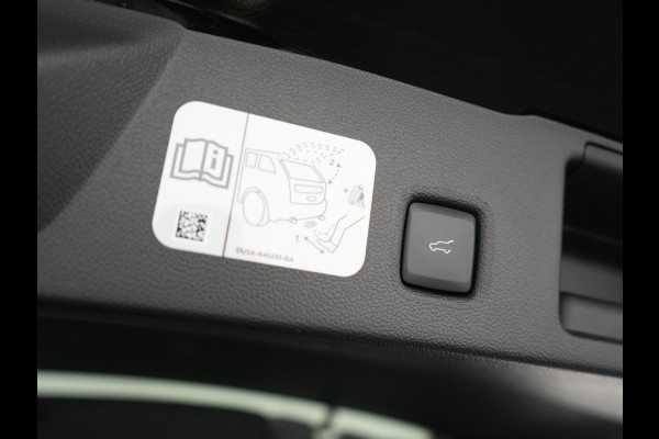 Ford Kuga 2.5 Vignale Plug In Hybrid 225pk PHEV | Lederen Sportstoelen Memory | Adaptive Cruise | Bang & Olufsen | Navigatie | Camera | Apple Carplay | Virtual | DAB | L.M. 20" | LED Koplampen |