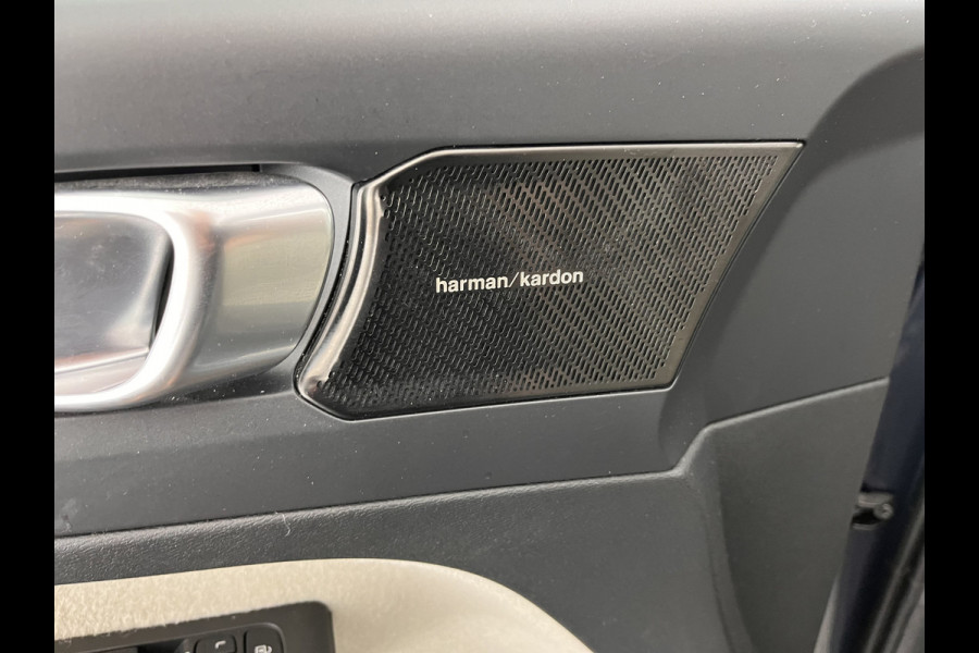 Volvo XC40 1.5 T5 Twin Engine Inscription (INCL-BTW) *PANO | LUXURY-LEATHER | FULL-LED | HARMAN/KARDON-AUDIO | DIGI-COCKPIT | HEATED-COMFORTSEATS | NAVI-FULLMAP | CARPLAY | TOWBAR | 19''ALU*