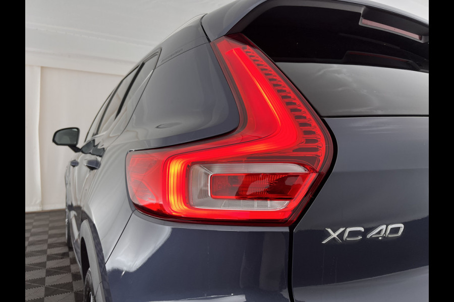 Volvo XC40 1.5 T5 Twin Engine Inscription (INCL-BTW) *PANO | LUXURY-LEATHER | FULL-LED | HARMAN/KARDON-AUDIO | DIGI-COCKPIT | HEATED-COMFORTSEATS | NAVI-FULLMAP | CARPLAY | TOWBAR | 19''ALU*