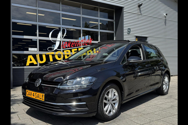 Volkswagen Golf 1.0 TSI Business Edition - Panorama dak I Navigatie I Airco I LED I PDC I Sport velgen I Dealer onderhouden