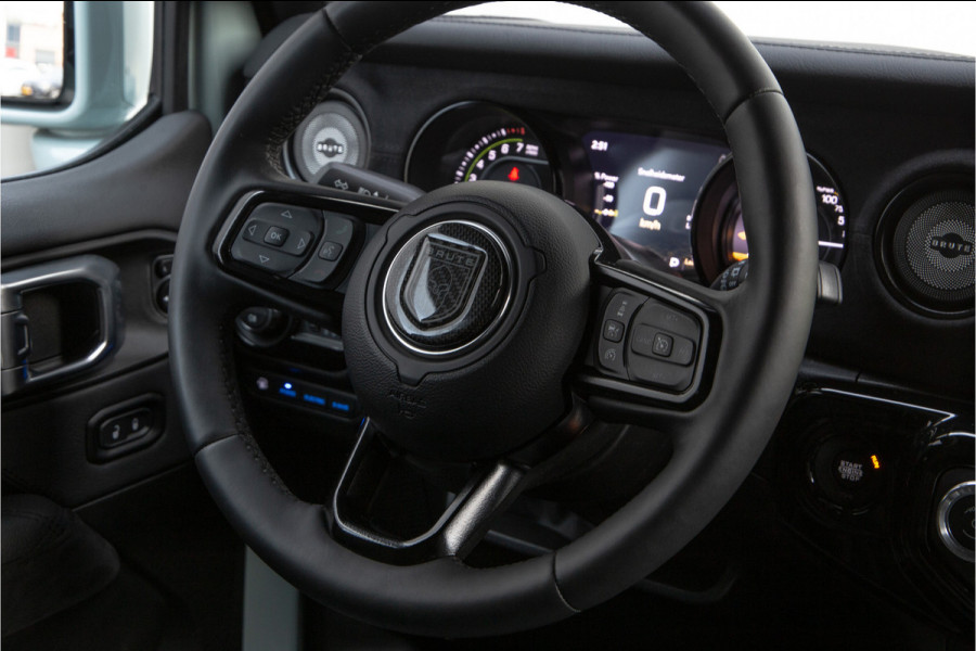 Jeep Wrangler Unlimited 4xe 380pk Brute Richmond Pure Skyview, VOL Nwpr. 155.000,-