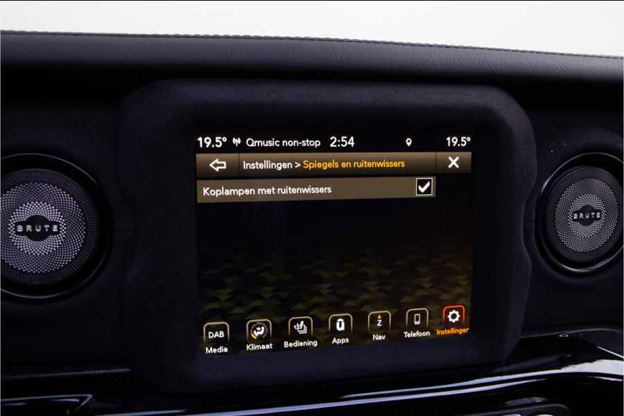 Jeep Wrangler Unlimited 4xe 380pk Brute Richmond Pure Skyview, VOL Nwpr. 155.000,-