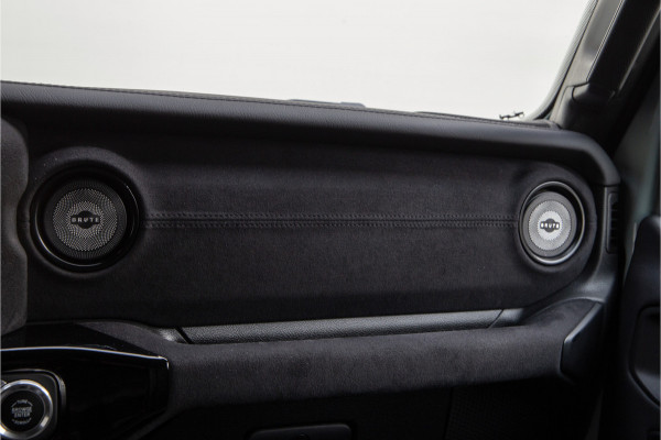 Jeep Wrangler Unlimited 4xe 380pk Brute Richmond Pure Skyview, VOL Nwpr. 155.000,-