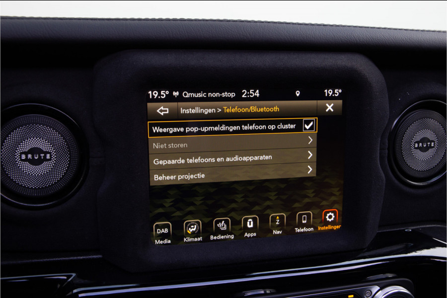 Jeep Wrangler Unlimited 4xe 380pk Brute Richmond Pure Skyview, VOL Nwpr. 155.000,-