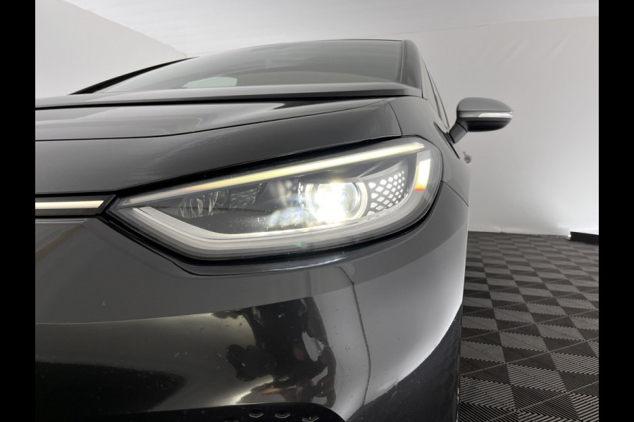 Volkswagen ID.3 First Plus 58 kWh [ 3-Fase ] (INCL.BTW) *FULL-LED | MATRIX-LED | DIGI-COCKPIT | NAVI-FULLMAP | AMBIENT-LIGHT | KEYLESS | CAMERA | COMFORT-SEATS | DAB+ | ECC | PDC | CRUISE | 19''ALU*