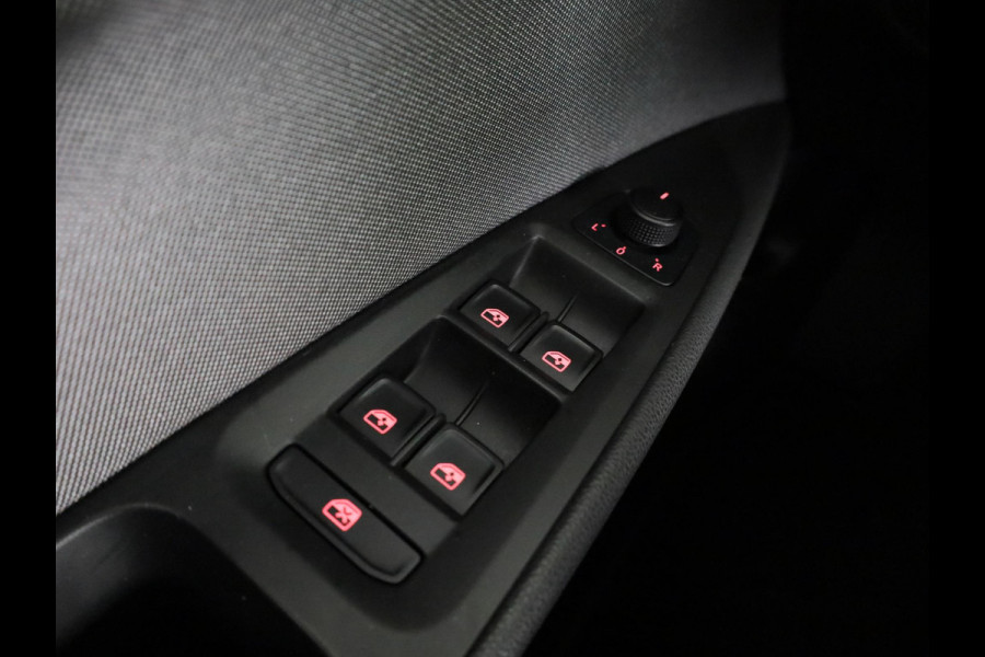 Seat León ST 1.0 EcoTSI Style Business Intense 115pk | Navigatie | Virtual Cockpit | Full-Link | Parkeersensoren