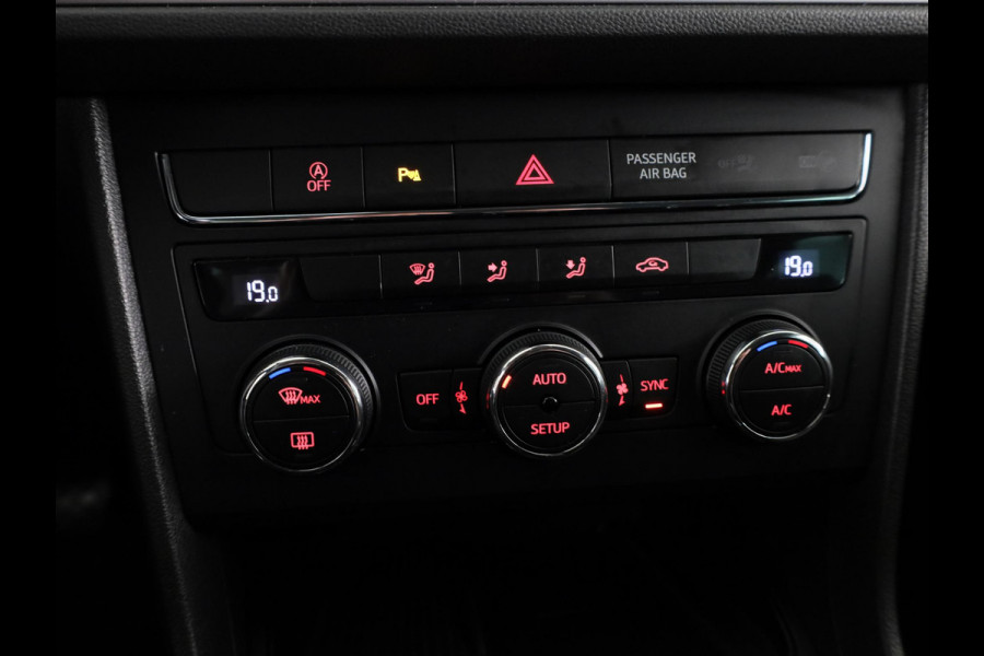 Seat León ST 1.0 EcoTSI Style Business Intense 115pk | Navigatie | Virtual Cockpit | Full-Link | Parkeersensoren