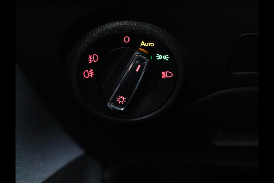 Seat León ST 1.0 EcoTSI Style Business Intense 115pk | Navigatie | Virtual Cockpit | Full-Link | Parkeersensoren