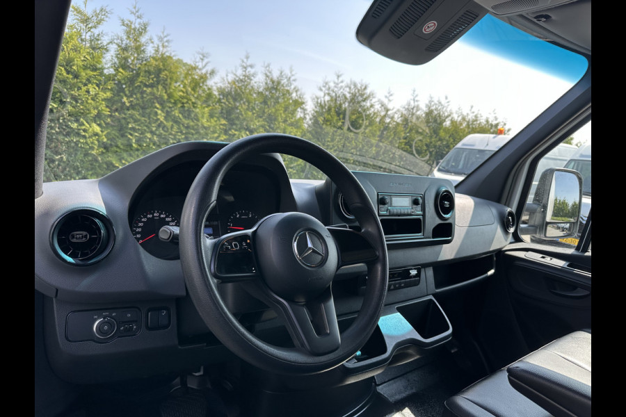 Mercedes-Benz Sprinter 314 CDI 143 PK AUTOMAAT / BAKWAGEN / SCHUIFZEIL / DHOLLANDIA LAADKLEP / AIRCO / MEUBELBAK