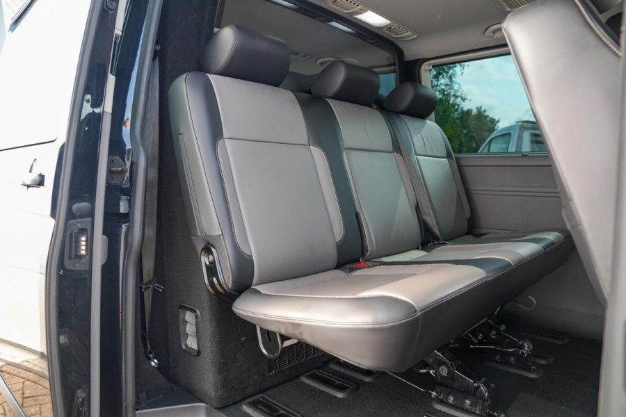 Volkswagen Transporter 2.0 TDI L2H1 31 DC Highline Caravalle ABT Elek Schuifdeur 2x ACC Camera Virtual Dash DAB+ Leer