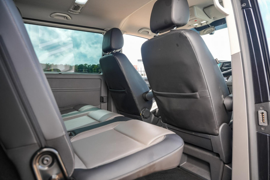 Volkswagen Transporter 2.0 TDI L2H1 31 DC Highline Caravalle ABT Elek Schuifdeur 2x ACC Camera Virtual Dash DAB+ Leer