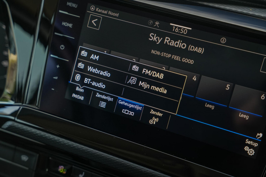 Volkswagen Transporter 2.0 TDI L2H1 31 DC Highline Caravalle ABT Elek Schuifdeur 2x ACC Camera Virtual Dash DAB+ Leer