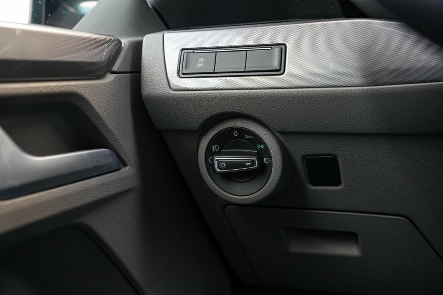 Volkswagen Transporter 2.0 TDI L2H1 31 DC Highline Caravalle ABT Elek Schuifdeur 2x ACC Camera Virtual Dash DAB+ Leer