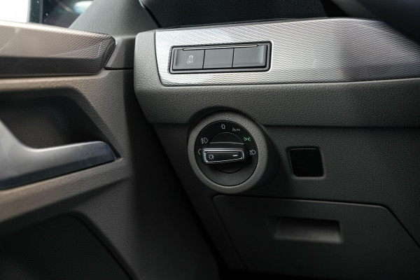 Volkswagen Transporter 2.0 TDI L2H1 31 DC Highline Caravalle ABT Elek Schuifdeur 2x ACC Camera Virtual Dash DAB+ Leer