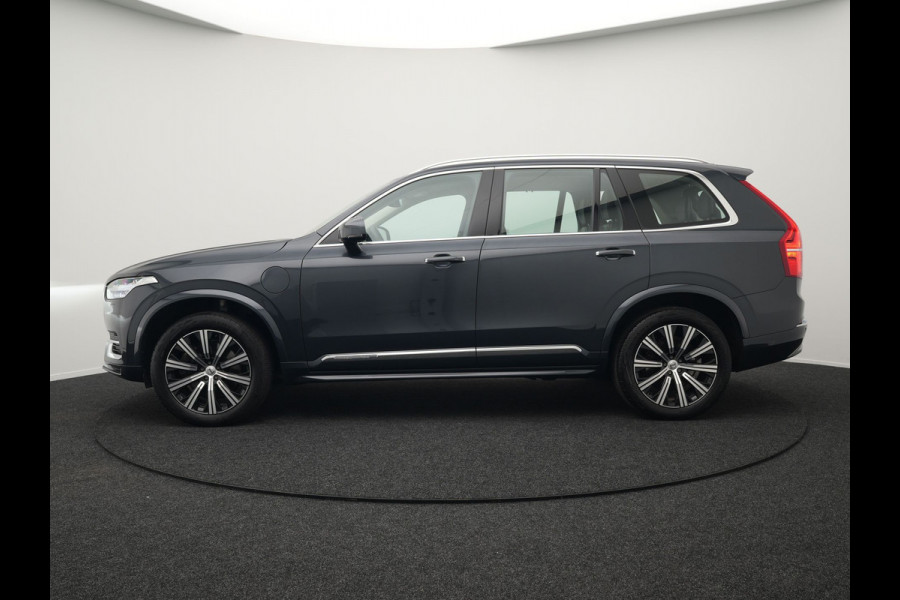 Volvo XC90 T8 Recharge AWD Inscription Plug In Hybrid 394pk 7 Persoons Dealer O.H. INCL BTW PHEV | Lederen Sportstoelen Memory | Pilot Assist | Trekhaak af Fabriek | Adaptive Cruise | Navigatie | Camera | Apple Carplay | L.M. 20" | DAB |