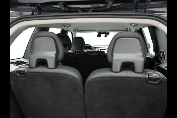 Volvo XC90 T8 Recharge AWD Inscription Plug In Hybrid 394pk 7 Persoons Dealer O.H. INCL BTW PHEV | Lederen Sportstoelen Memory | Pilot Assist | Trekhaak af Fabriek | Adaptive Cruise | Navigatie | Camera | Apple Carplay | L.M. 20" | DAB |