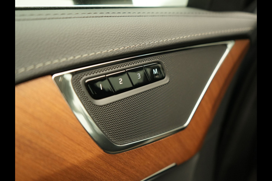 Volvo XC90 T8 Recharge AWD Inscription Plug In Hybrid 394pk 7 Persoons Dealer O.H. INCL BTW PHEV | Lederen Sportstoelen Memory | Pilot Assist | Trekhaak af Fabriek | Adaptive Cruise | Navigatie | Camera | Apple Carplay | L.M. 20" | DAB |