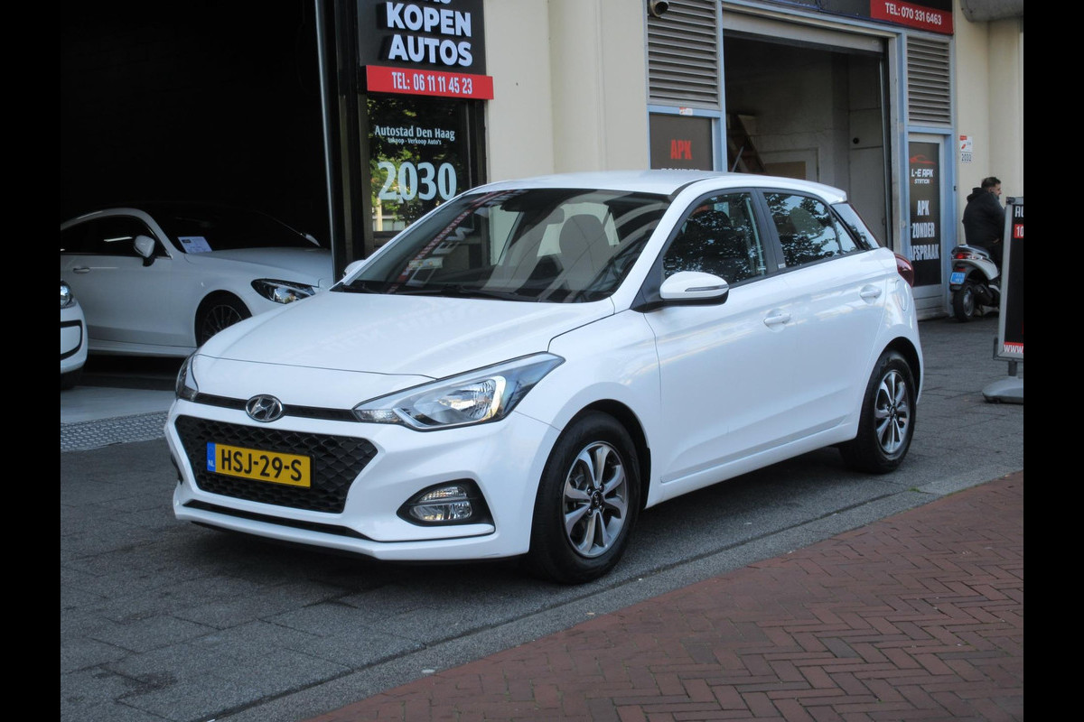 Hyundai i20 1.0 T-GDI Comfort Stoel/Stuurverwarming PDC Hyundai i20 1.0 T-GDI Comfort Stoel/Stuurverwarming PDC